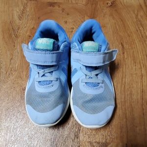 Toddler nike size 10